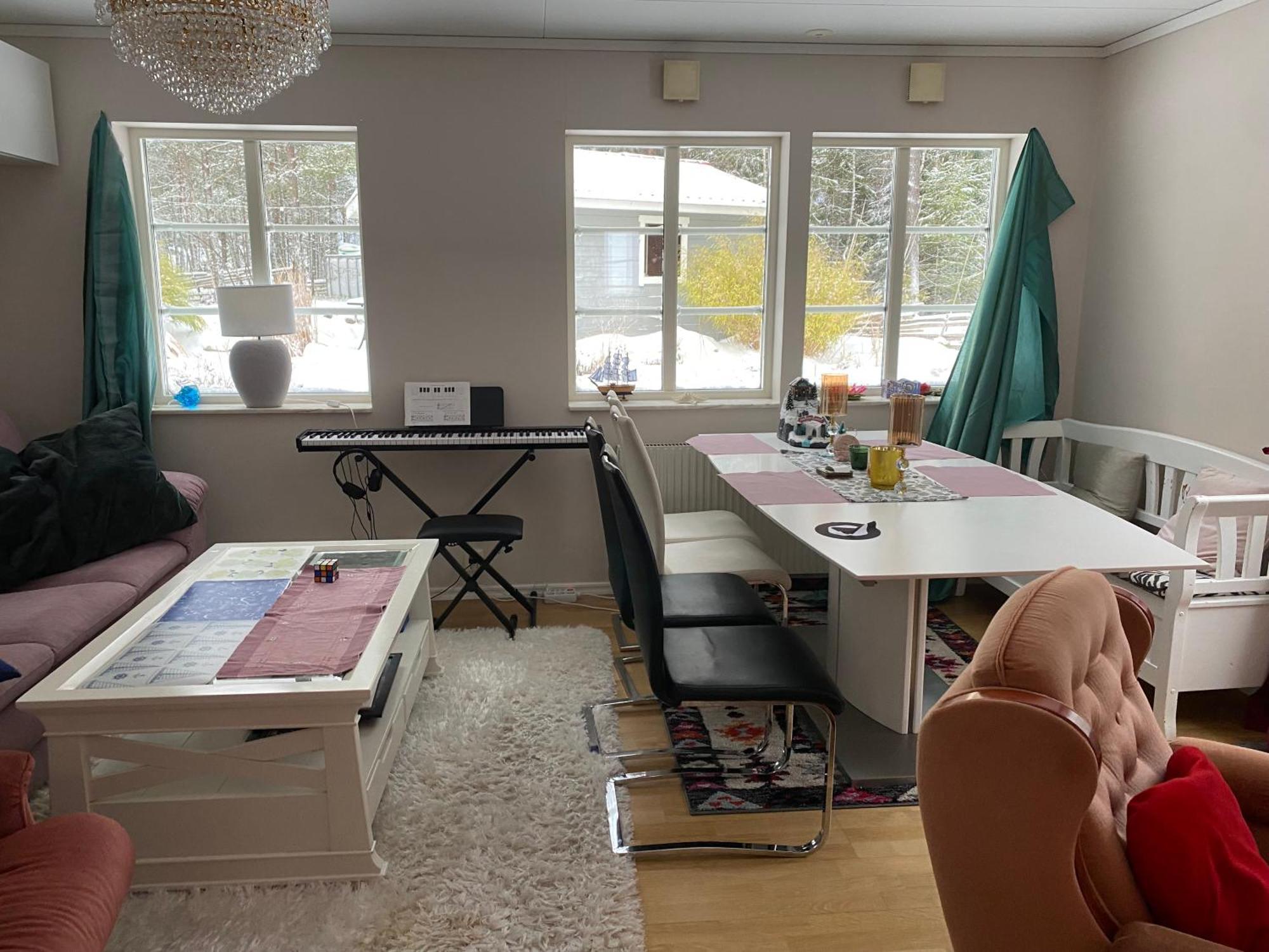 Hotel In Svalsaeter, Kallfors, Jaerna, Stockholm, 5 Min To Golf & 15 Min To Ytterjaerna Concerts Bagian luar foto